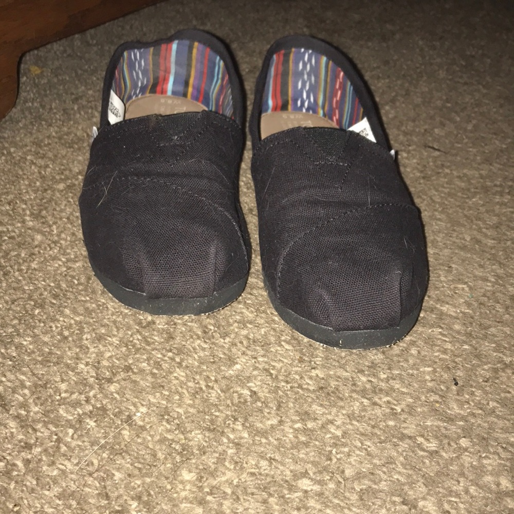 Toms